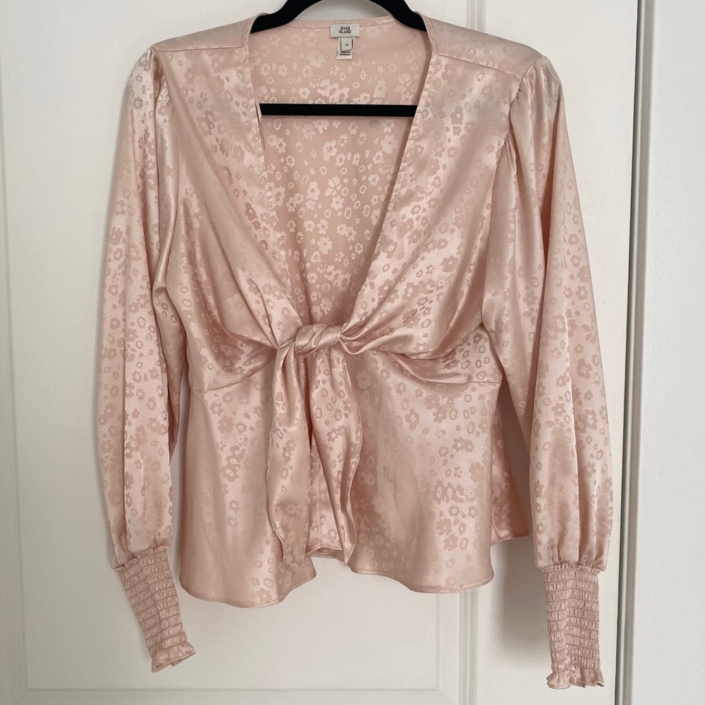 Low cut, tie front long sleeve River Island blouse